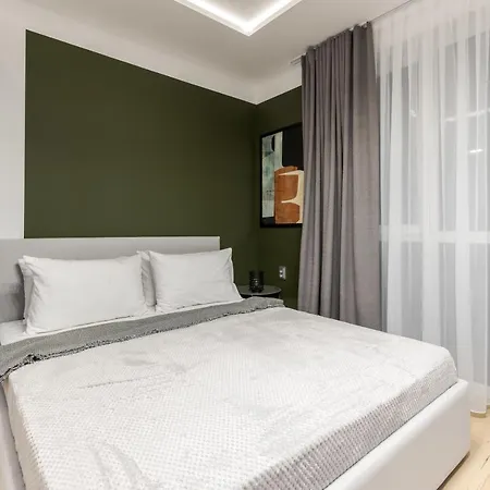 Inshiapartments On Kulisha Str Apartmán