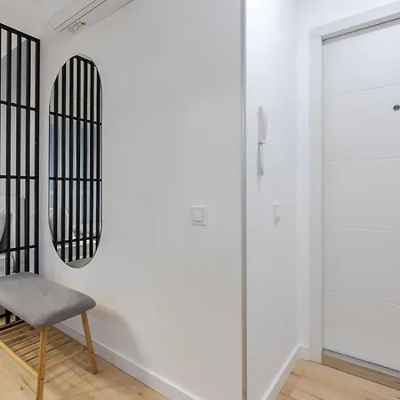 Apartment Inshiapartments On Kulisha Str *