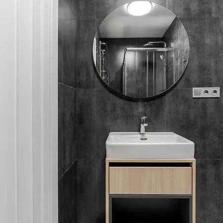 Апартаменти Inshiapartments On Kulisha Str *