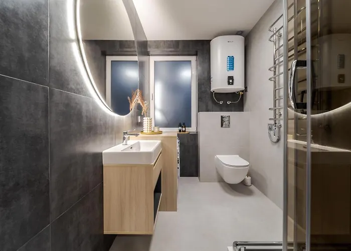 Inshiapartments On Kulisha Str Apartman *