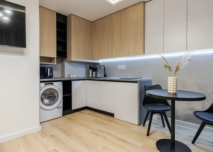 Inshiapartments On Kulisha Str شقة *